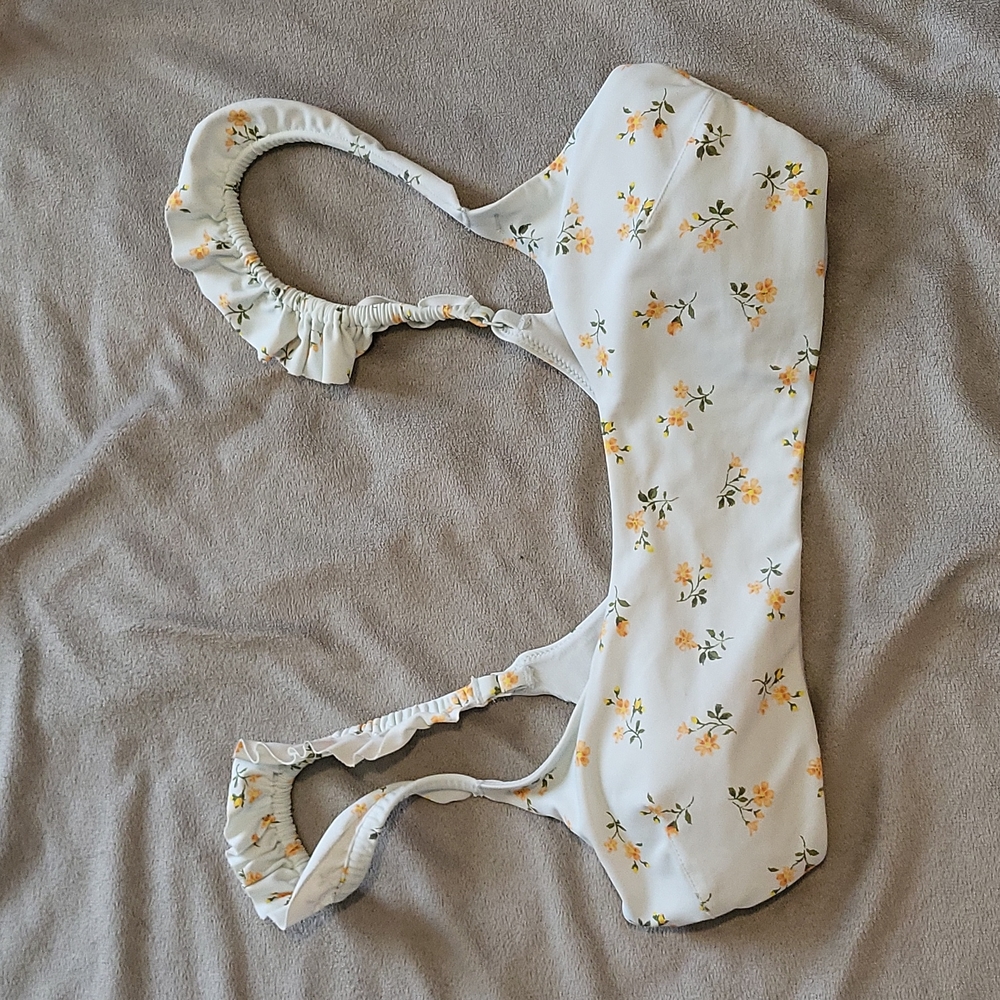Aerie swim top size small
